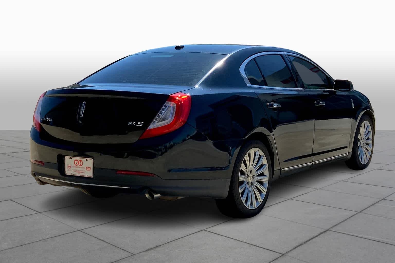 Pre-Owned 2014 Lincoln MKS