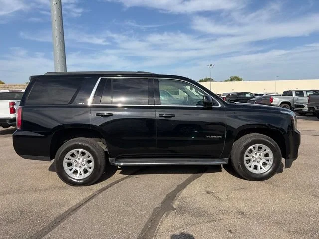 Used 2020 Onyx Black GMC SLT image 8