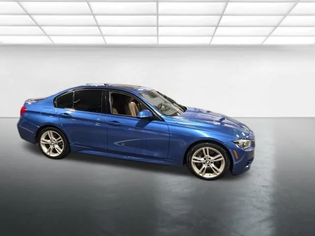 Used 2016 Blue BMW 328i image 3