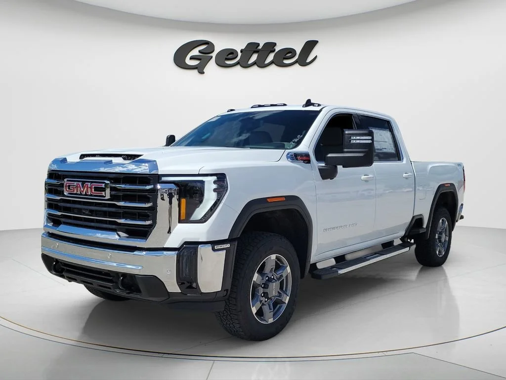 New 2026 Summit White GMC SLE image 1