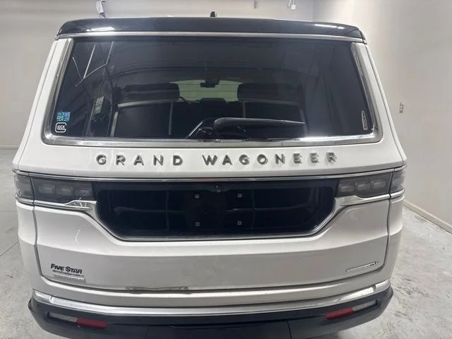 Used 2023 White Jeep Series II image 7