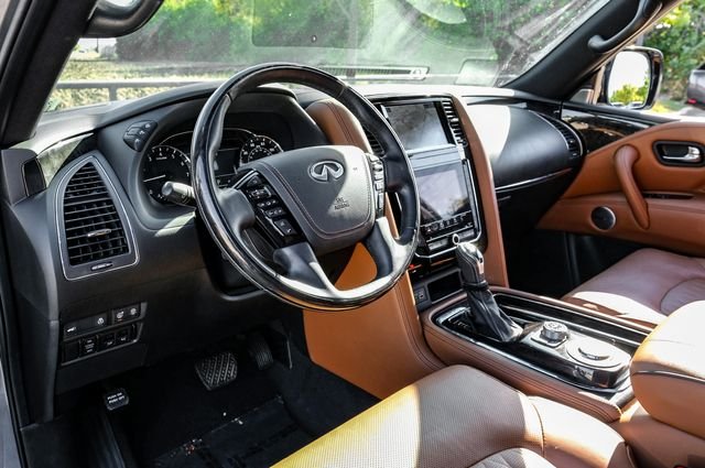 2021 INFINITI QX80 3