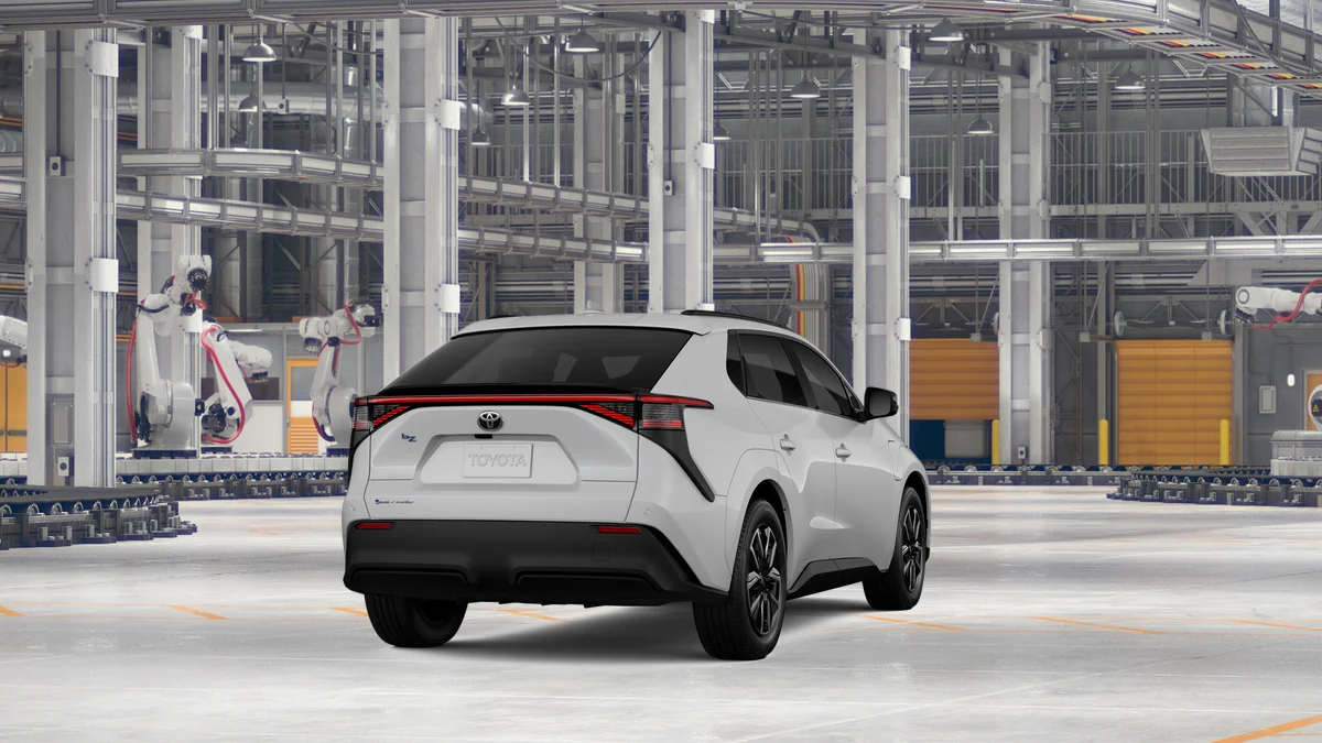 New 2026 Wind Chill Pearl Toyota XLE image 9