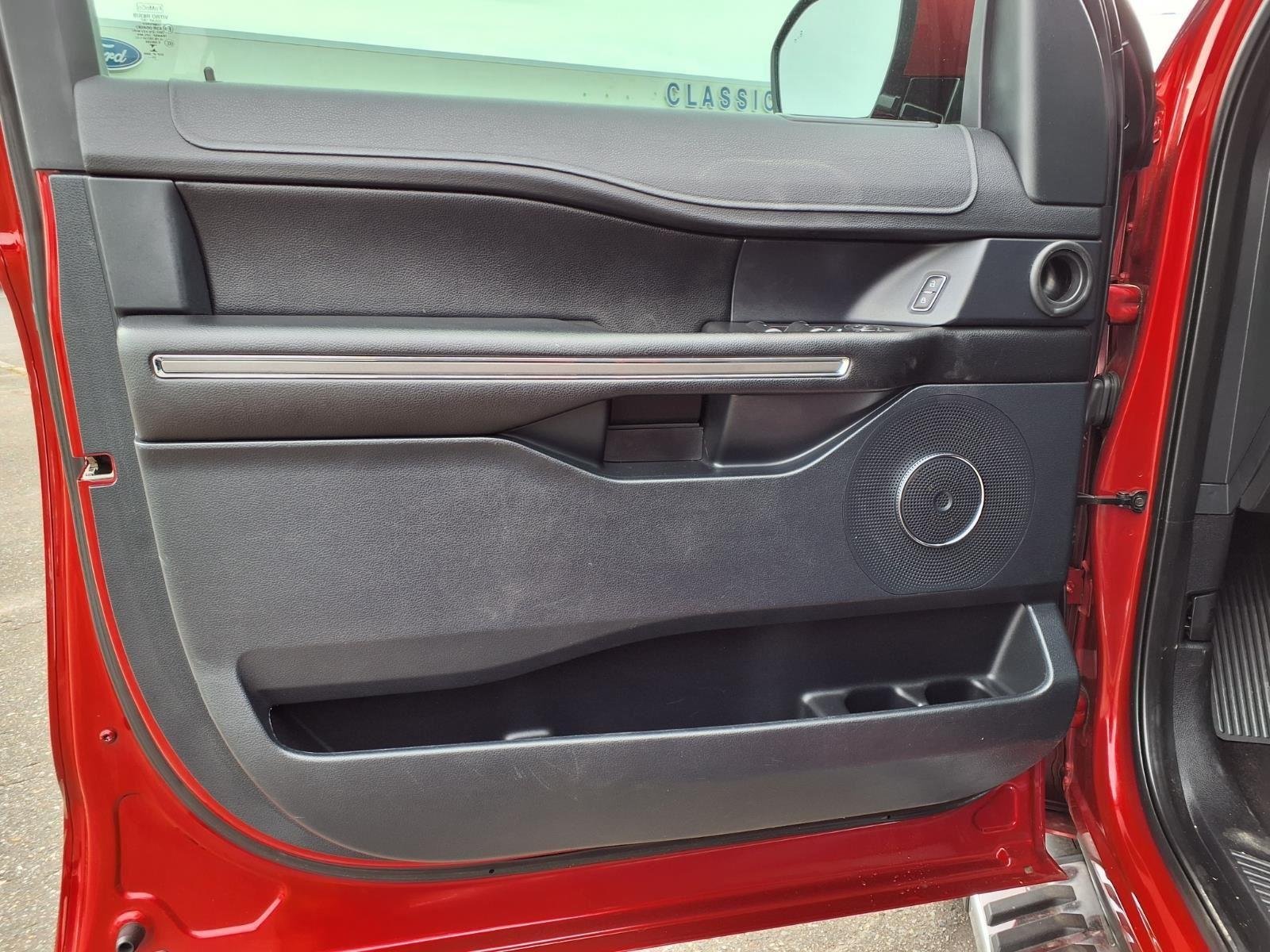 Used 2021 Rapid Red Metallic Tinted Clearcoat Ford XLT image 29