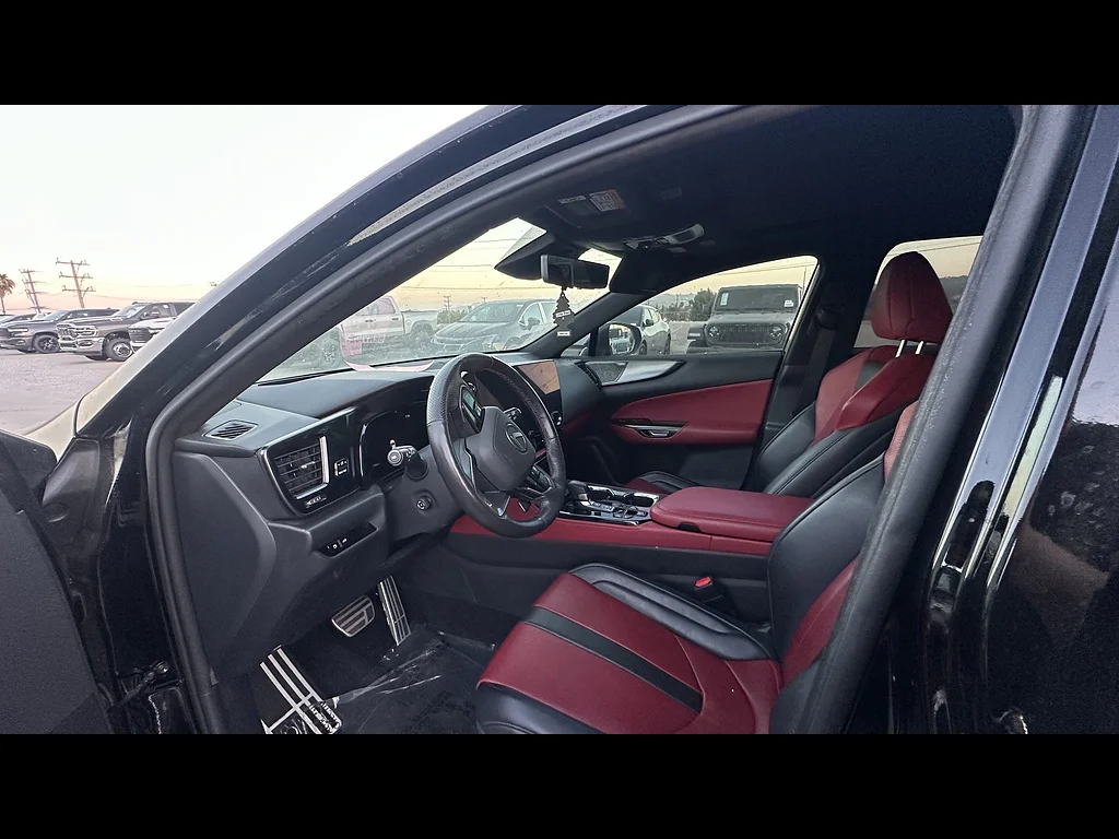 Used 2024 Obsidian Lexus F SPORT Handling image 5