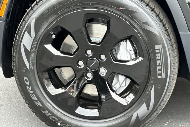 New 2026 Santorini Black Land Rover S image 24