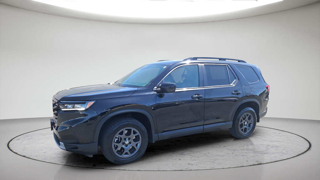 Certified Used 2025 Black Honda TrailSport image 10