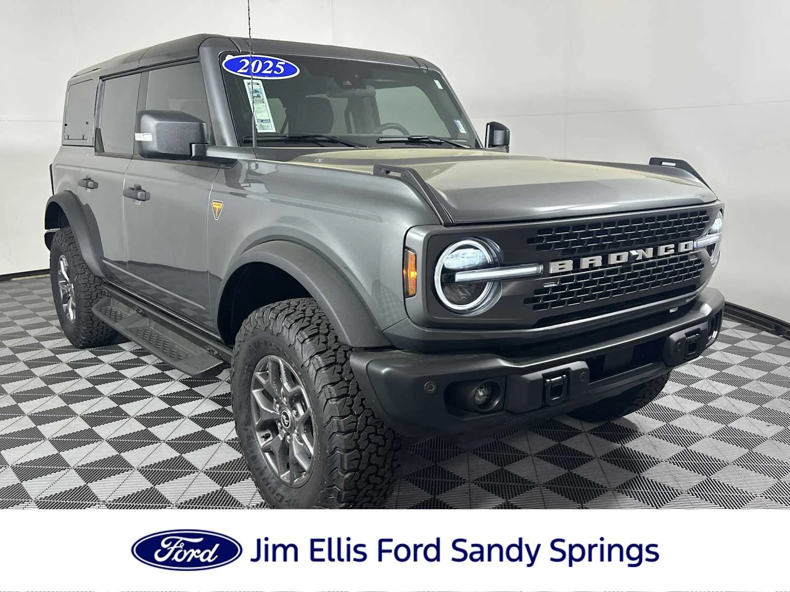 2025 Ford Bronco Badlands 4x4's photo