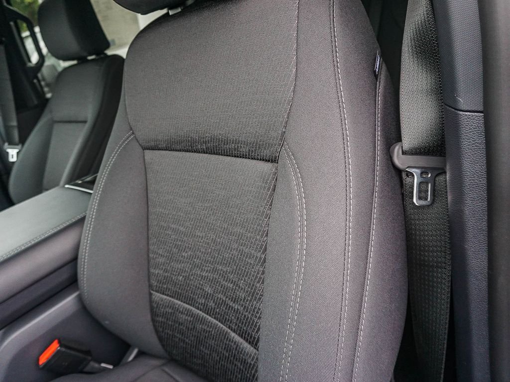 New 2026 Carbonized Gray Metallic Ford XLT image 20
