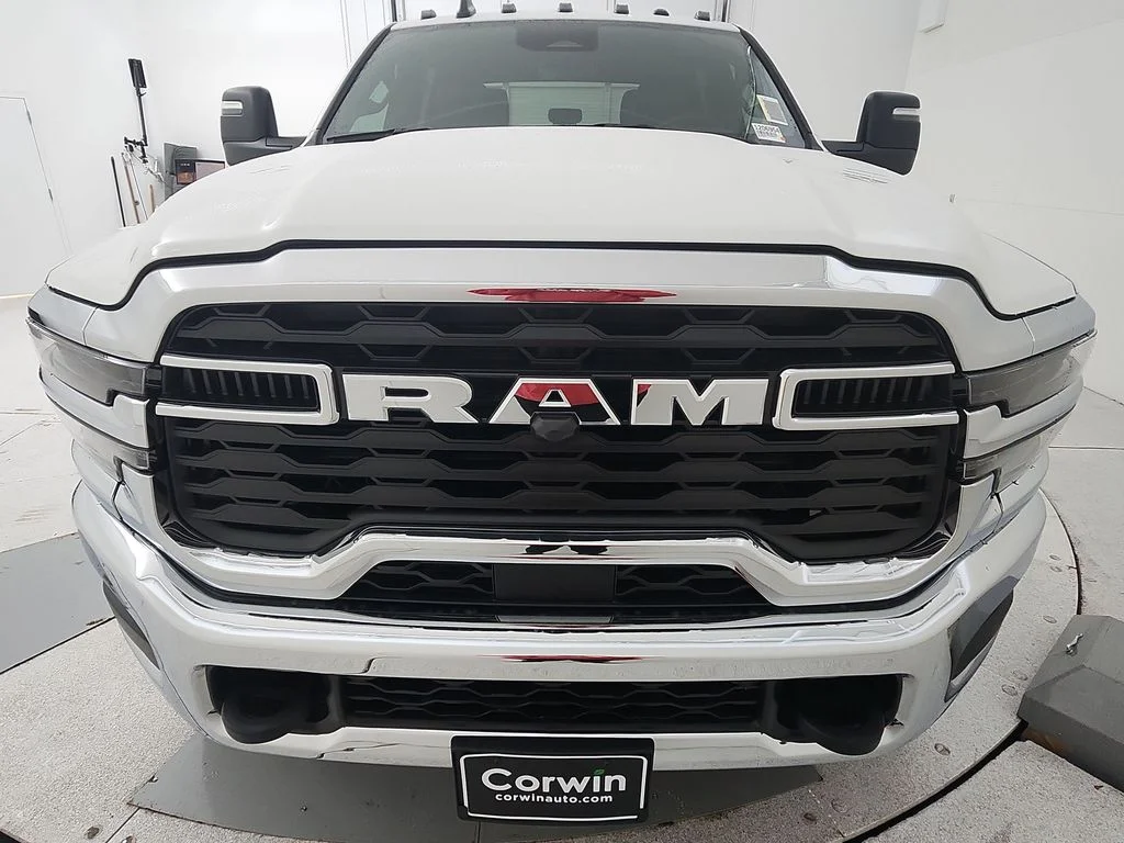 New 2026 Bright White Clear-Coat Exterior Paint RAM Tradesman image 3