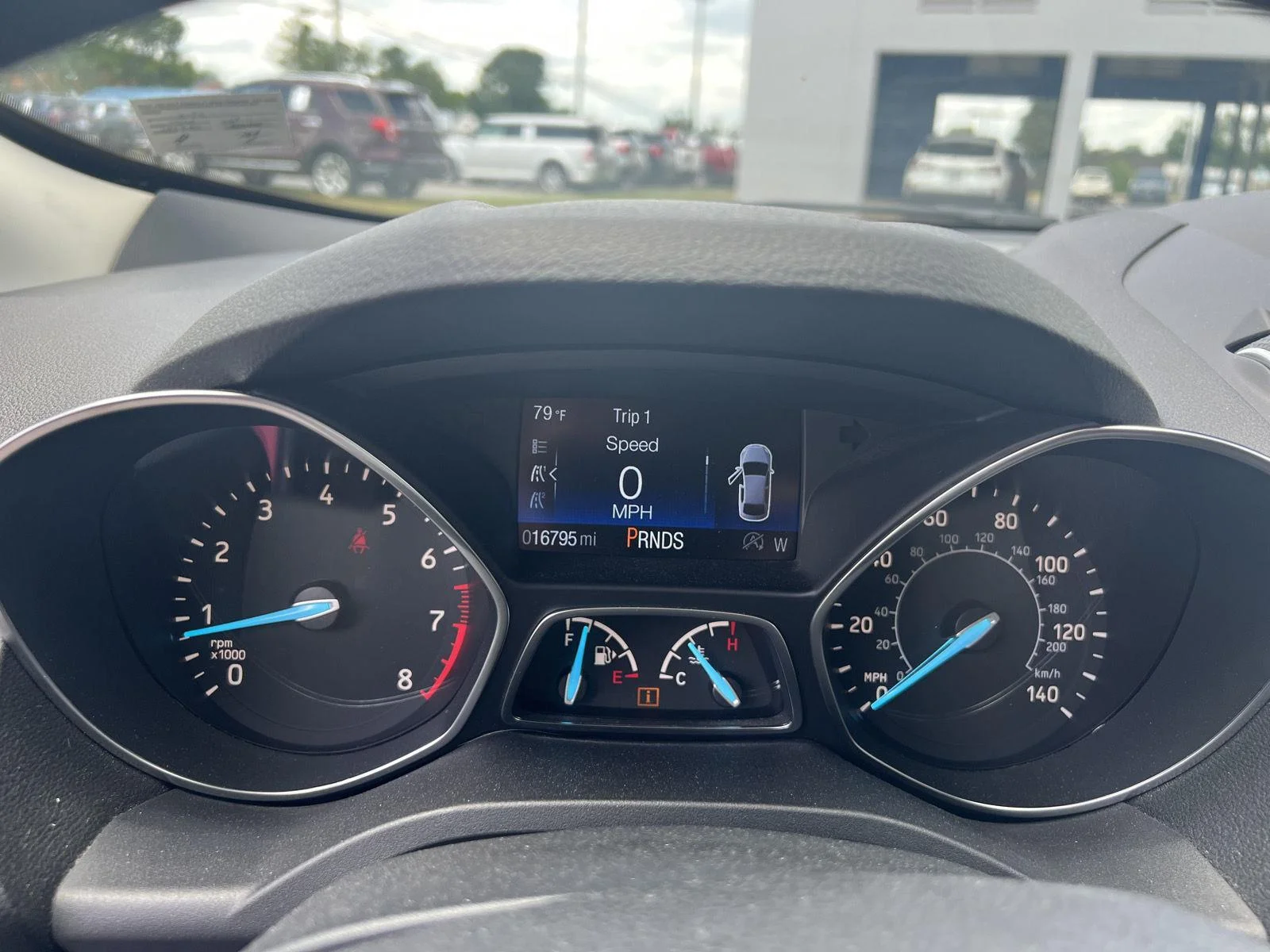 Used 2019 Ruby Red Metallic Tinted Clearcoat FORD SE 4WD image 10