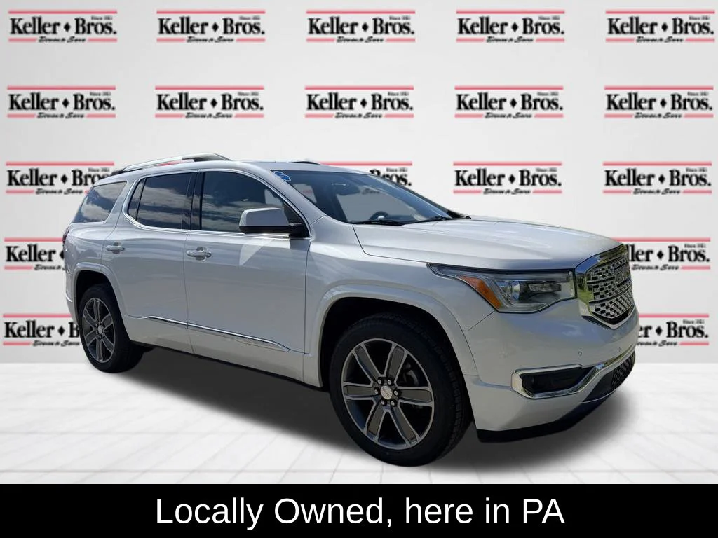 Used 2017 White GMC Denali image 1
