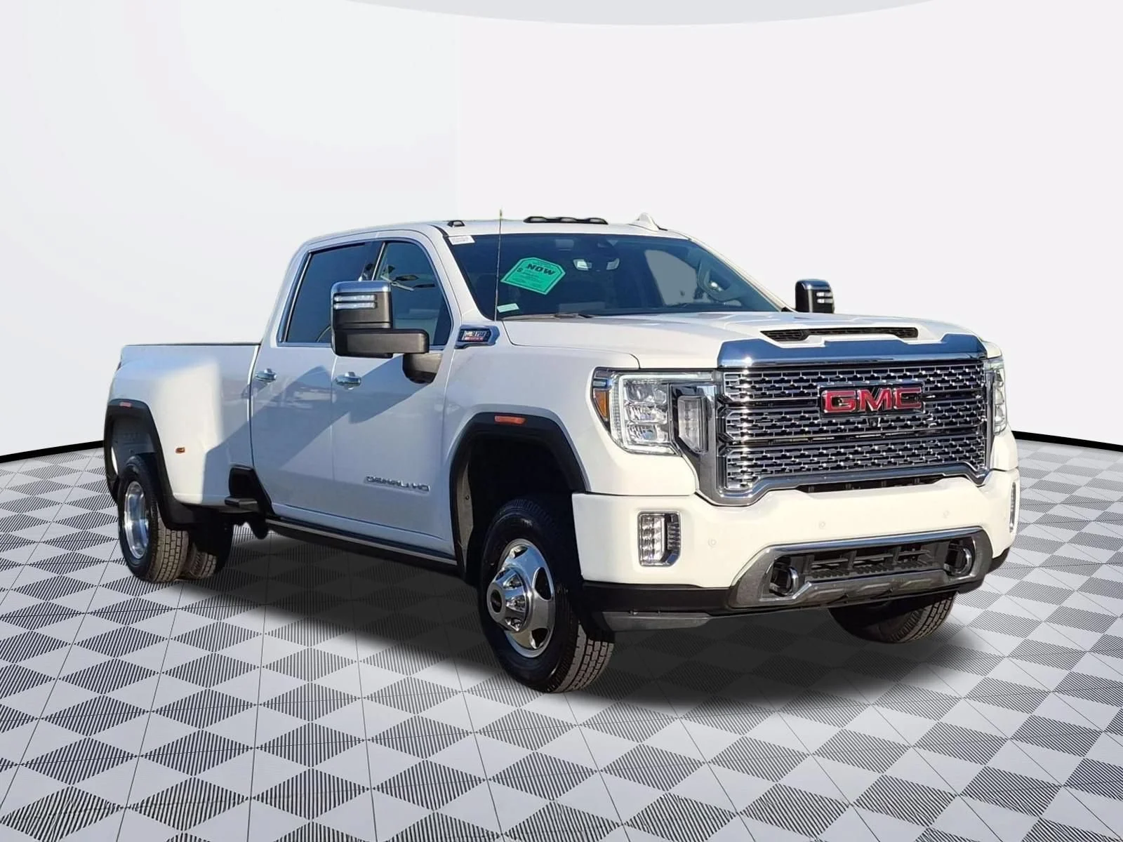 Used 2023 Summit White GMC Denali image 2
