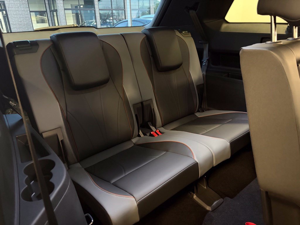 New 2027 Sandstone Volkswagen 2.0T SEL image 41