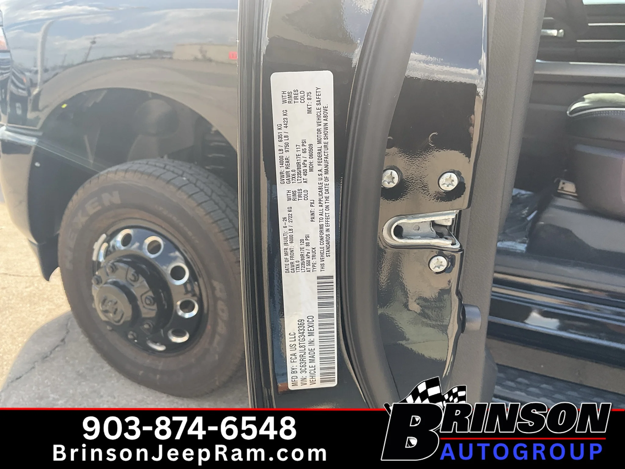 New 2026 Diamond Black Crystal Pearl-Coat Exterior Paint RAM Laramie image 19