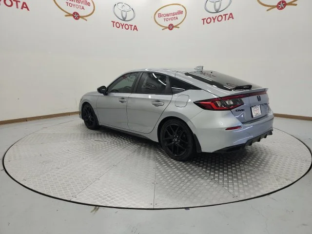 Used 2024  Honda Sport image 6
