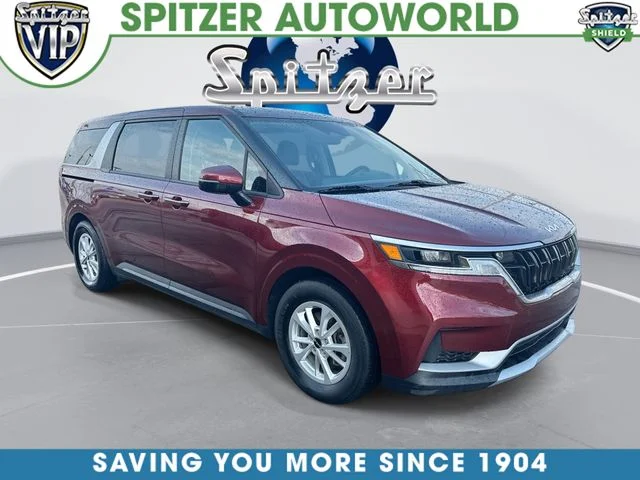 2024 Kia Sedona LX Seat Pkg's photo
