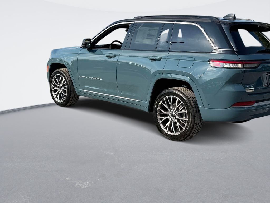 New 2027 Steel Blue Paint Jeep Summit image 7