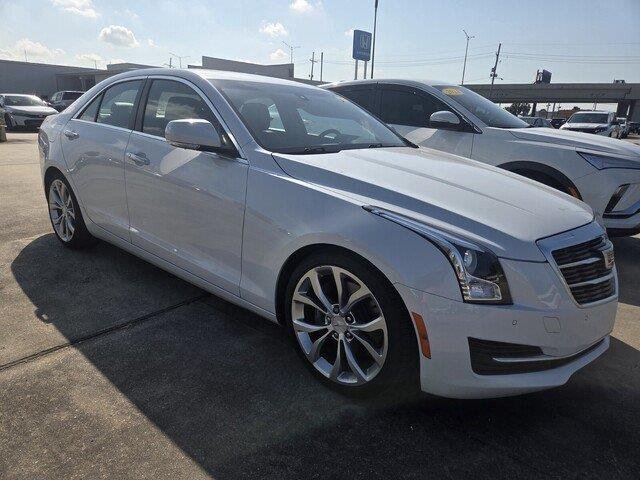 Used 2015 Crystal White Tricoat Cadillac Luxury RWD image 3