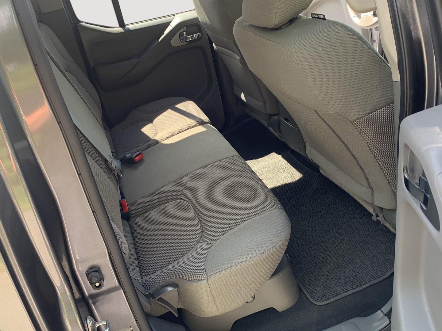 Used 2020 Gun Metallic Nissan SV image 18
