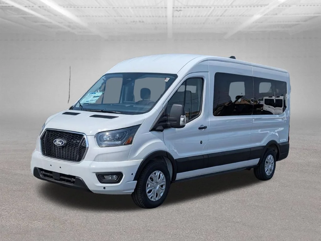 New 2026 Oxford White Ford Passenger Van XLT image 2