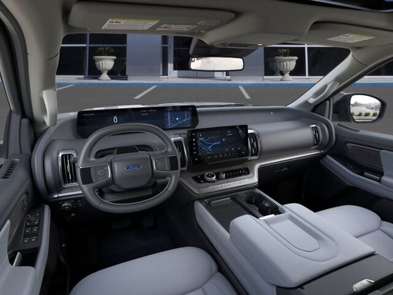 New 2026 Glacier Gray Metallic Tri-Coat Ford Platinum® image 11
