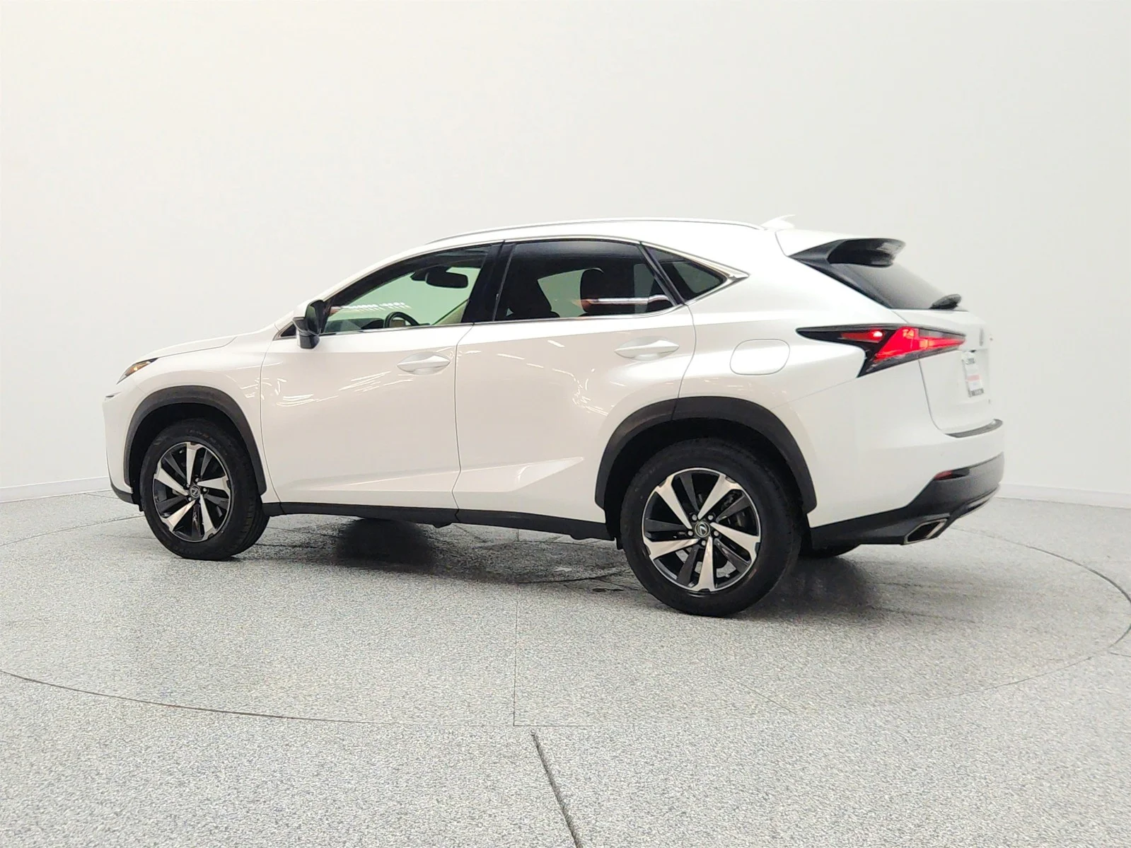 Used 2021 Eminent White Pearl Lexus NX 300 FWD image 8