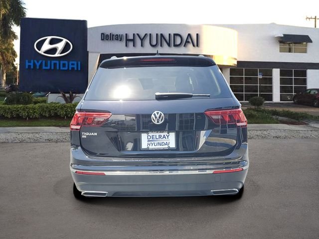 Used 2020 Black Volkswagen 2.0T SE image 5