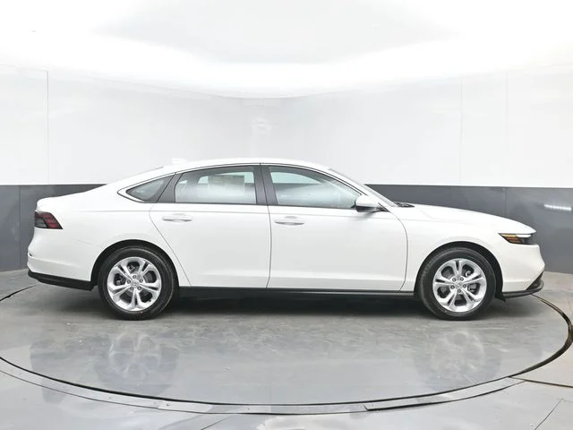 New 2026 Platinum White Pearl Honda LX image 14