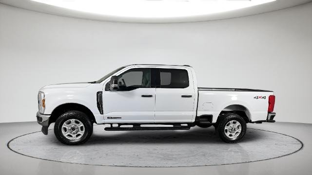 New 2026 Oxford White Ford F-250® XLT image 48