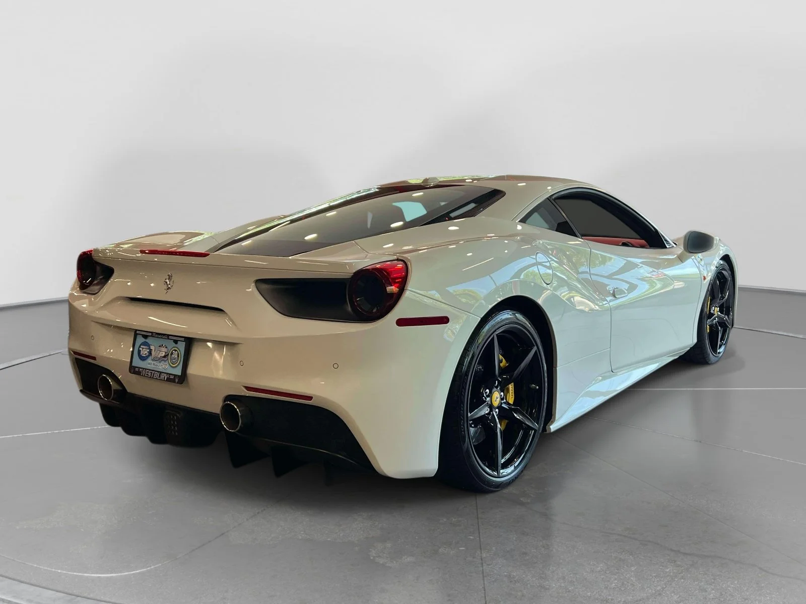 Used 2019 White Ferrari  image 6