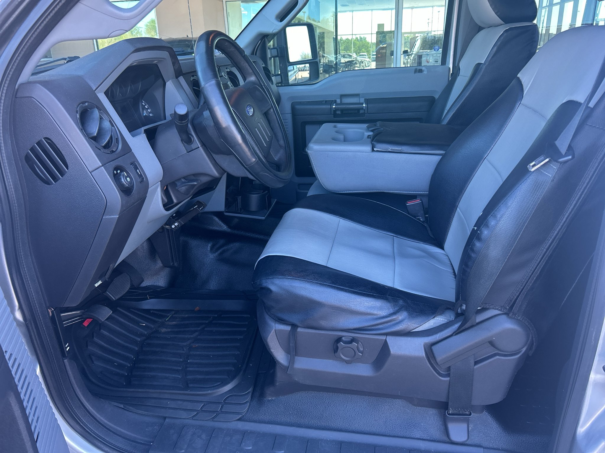 Used 2016 Ingot Silver Metallic Ford XL image 17