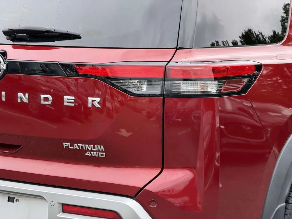 Used 2022 Scarlet Ember Tintcoat Nissan Platinum 4WD image 12