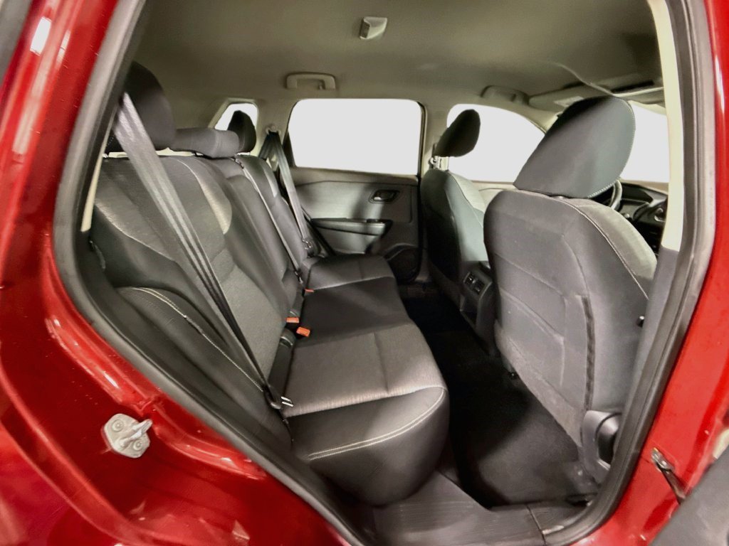 Used 2021 Scarlet Ember Tintcoat Nissan S image 23