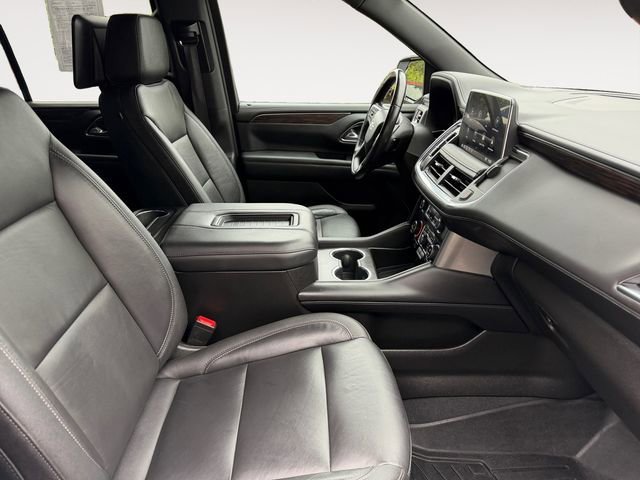 Used 2021 White Chevrolet Z71 image 15