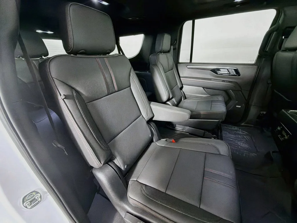 2026 Chevrolet Suburban RST - Photo 26