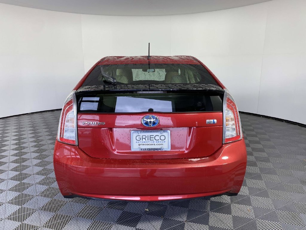 Used 2012 Red Toyota Two image 7