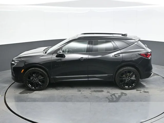 Used 2022 Black Chevrolet RS image 12