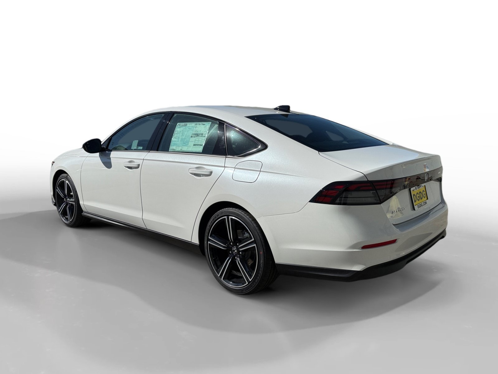 New 2026 Platinum White Pearl Honda SE image 3