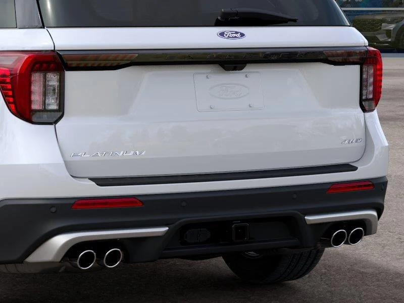 New 2027 Star White Metallic Tri-Coat Ford Platinum™ image 22