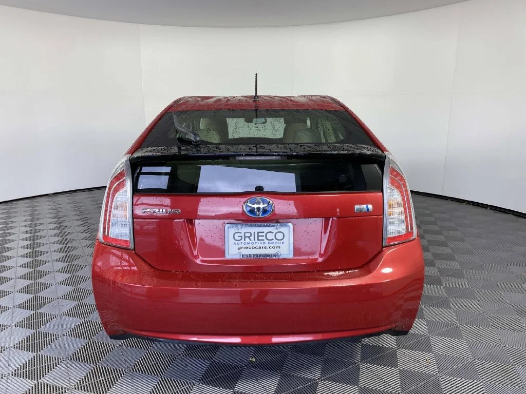 Used 2012 Barcelona Red Metallic Toyota Two image 7