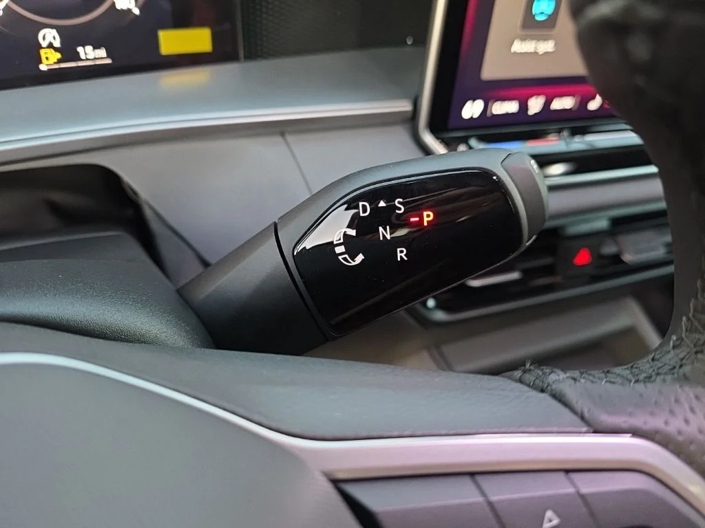 2026 Volkswagen Tiguan SE R-LINE BLACK - Photo 21