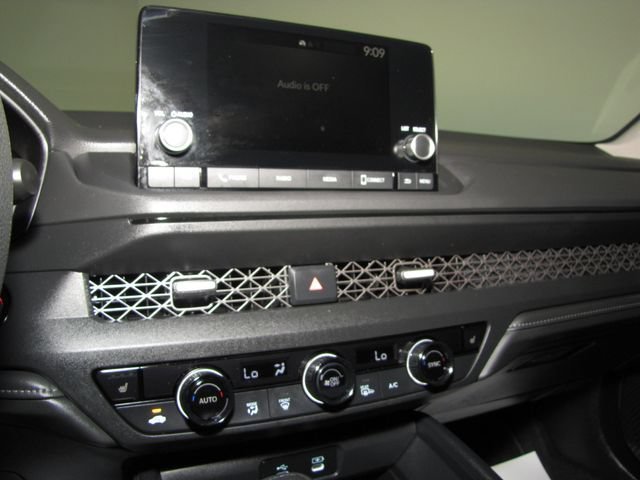 Certified Used 2025 Platinum White Pearl Honda SE image 7