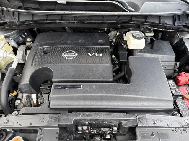 Used 2017 Gun Metallic Nissan Platinum image 32