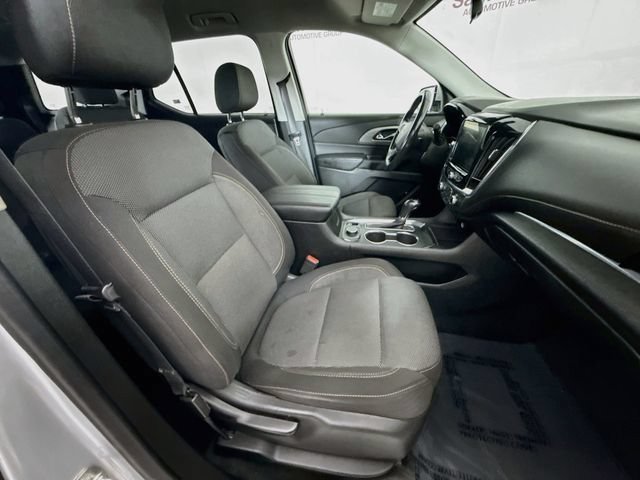 Used 2019 SILVER ICE METALLIC Chevrolet LT Cloth image 29