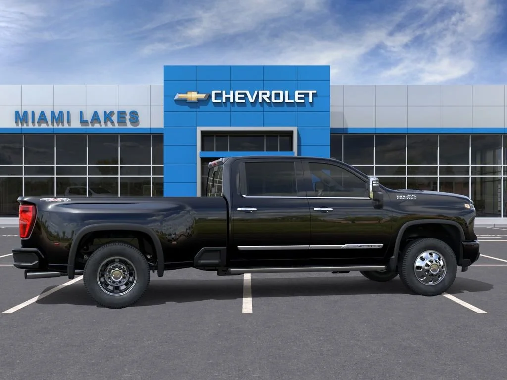 New 2026 Black Chevrolet High Country DRW image 5