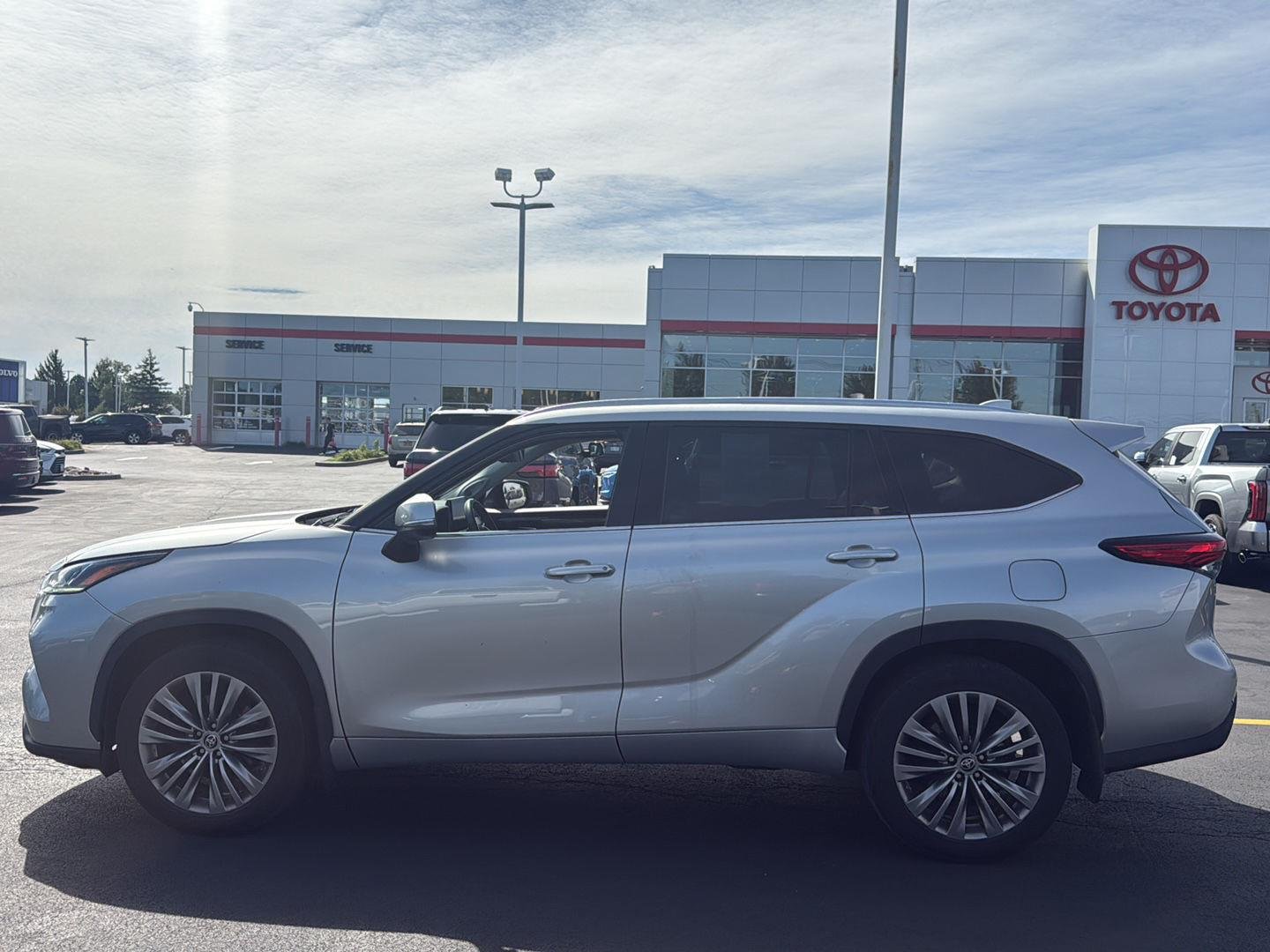Used 2021 Celestial Silver Metallic Toyota Platinum image 4