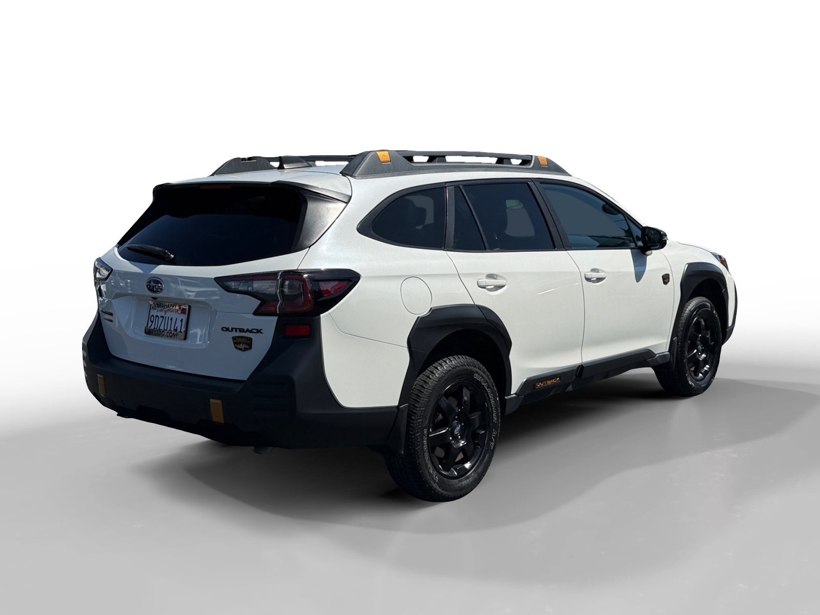 Used 2022 Crystal White Pearl Subaru Wilderness image 5