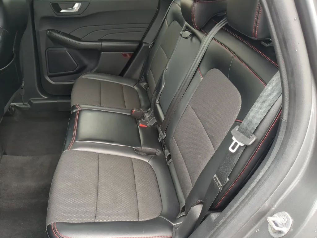 Used 2024 Gray Ford ST-Line image 18