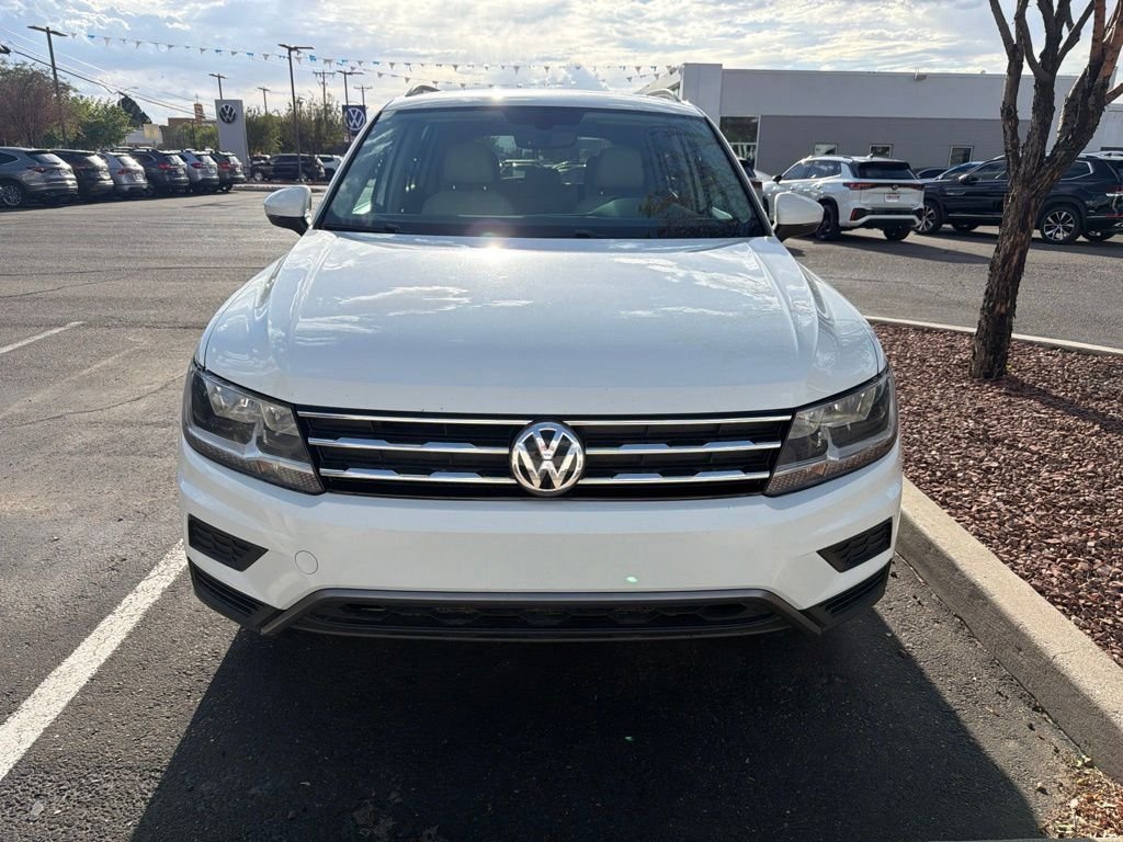 Used 2020 Beige Volkswagen 2.0T SE image 1